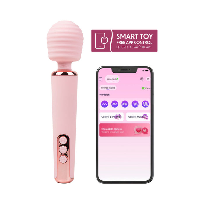 The Intense Waterproof Rechargeable Wand Vibrator with App Control, shown in pink beside a smartphone app interface, features easy control buttons and an ultra-soft silicone head for powerful stimulation. A label reads "Smart Toy Free App Control" in Spanish and English.