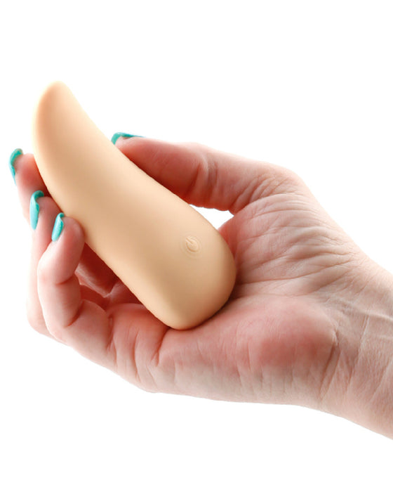 Kama Soft External Clitoral Vibrator for Beginners in model's hand 