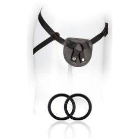 The For You Adjustable Faux Leather Beginner’s Harness features a front pouch and includes two separate black rings. Displayed on a white mannequin torso, it’s ideal for beginners.
