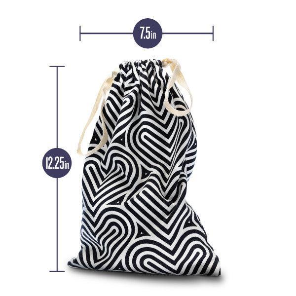The Blush Bomba Black & White Hearts Sex Toy Storage Bag by Blush is a sleek drawstring bag featuring a geometric pattern of interlocking hearts, ideal for discreetly storing your sex toys. Measuring 7.5 inches wide and 12.25 inches tall, this bag is also machine washable for easy cleaning.