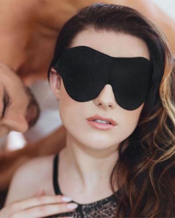 Soft  Black Blindfold by Sportsheets on model