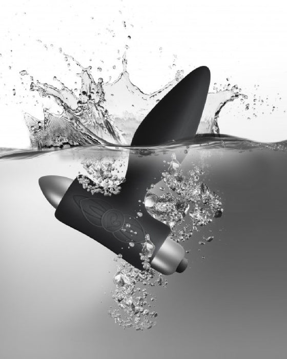 Petite Sensations Tapered Smooth Vibrating Plug - Black splashing in water