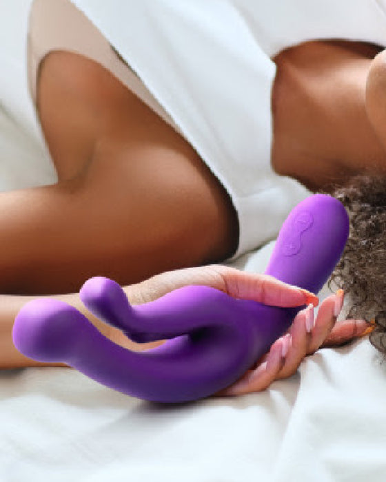 Wellness G Wave Dual Stimulation Vibrator  held in a woman's hand